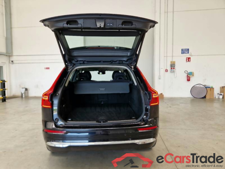 VOLVO XC60 / 2021 / 5P / SUV T6 PLUG-IN AWD AUTO RECHARGE INS. EXP #5