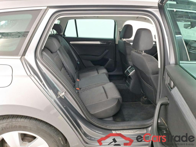 SKODA SUPERB COMBI 2.0 CRTDI 110KW DSG7 CLEVER #6