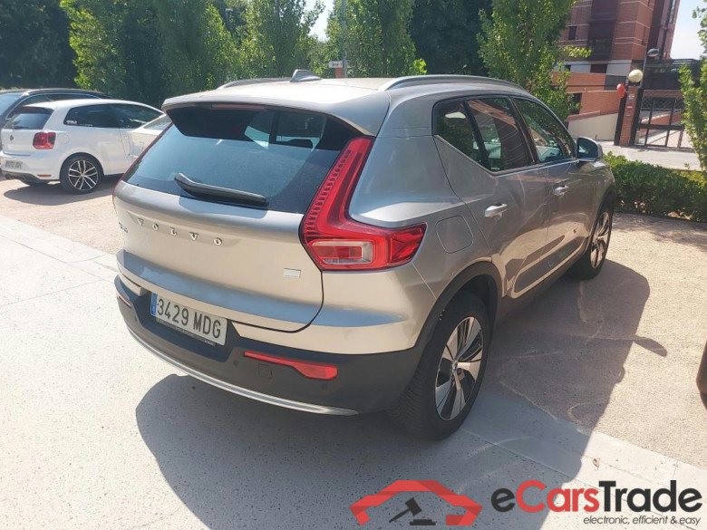 VOLVO XC40 / 2021 / 5P / todoterreno 1.5 T4 Recharge PHEV Plus Bright Auto * #2
