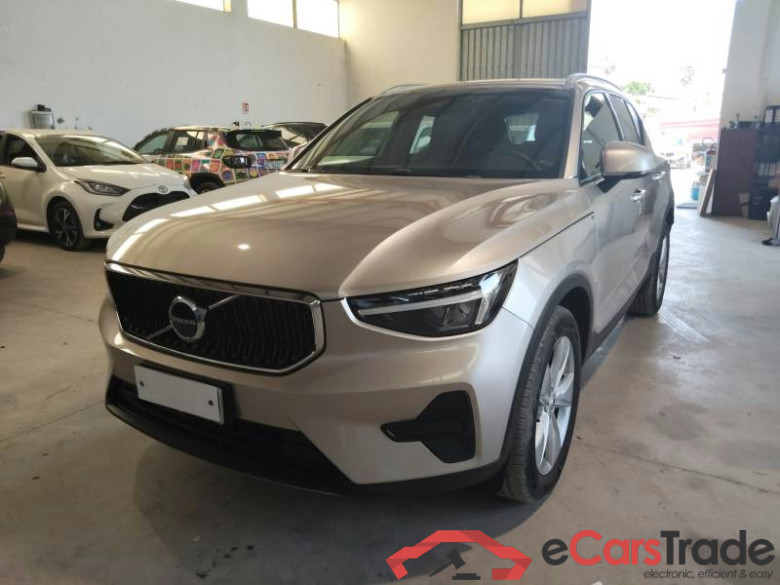 VOLVO XC40 / 2021 / 5P / FUORISTRADA T2 AUTOMATICO CORE N1