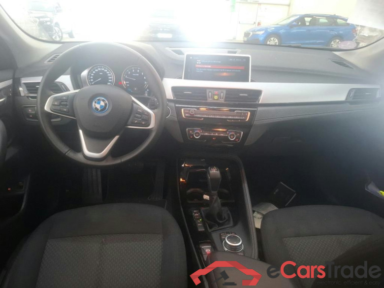BMW X2 / 2017 / 5P / SUV xDrive25e Business Design BVA6 #6