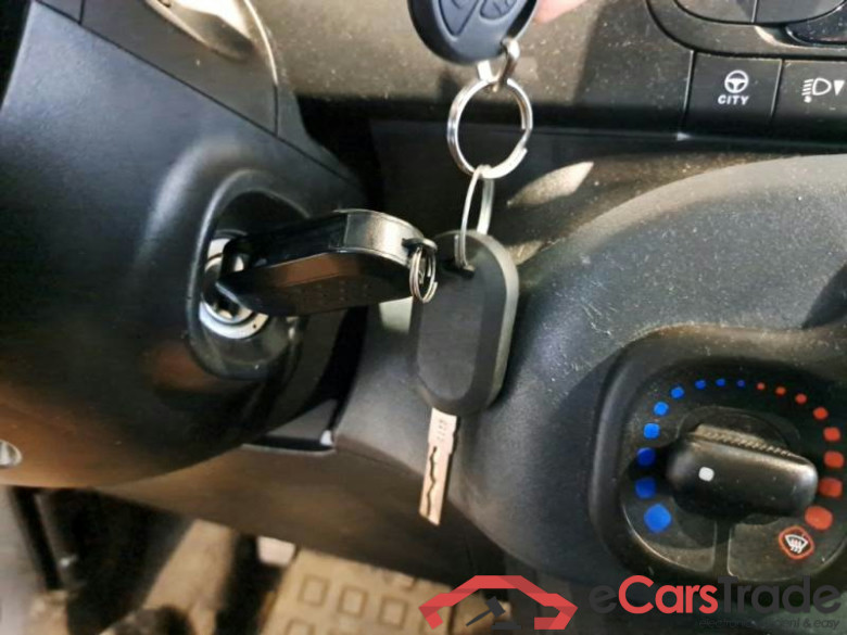FIAT PANDA / 2011 / 5P / BERLINA 0.9 TWINAIR TURBO NATURAL POWER EASY