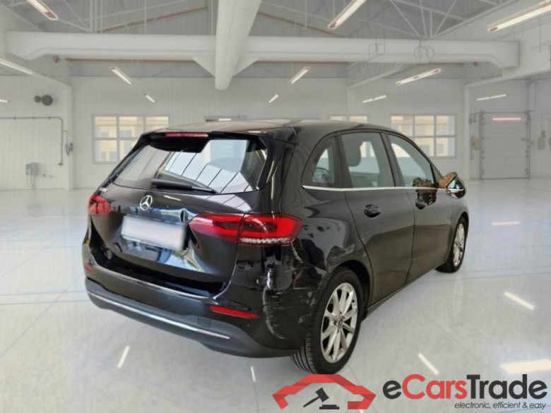 MERCEDES-BENZ CLASSE B / 2018 / 5P / MONOVOLUME B 180 AUTOMATIC BUSINESS EXTRA #2