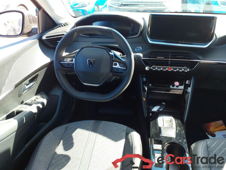 PEUGEOT 208  PEUGEOT 208  Allure Hybrid 110 ch e-DCS6 + pack access #4