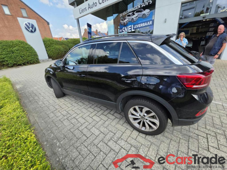 VOLKSWAGEN T-Roc 1.5 TSI Life Business DSG #4