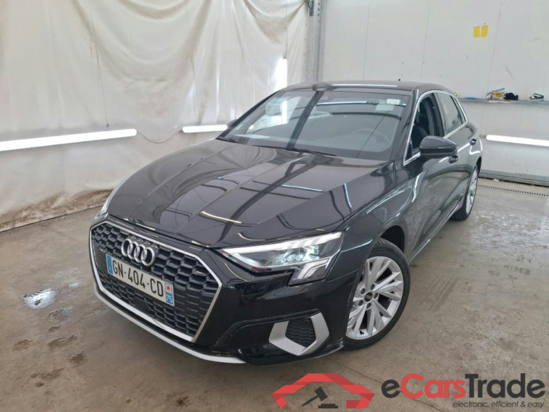AUDI A3 Sportback / 2020 / 5P / Berline 35 TFSI 150 MHEV S Tronic Design Luxe #1
