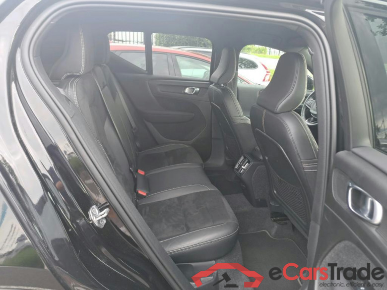 VOLVO XC40 1.5 T3 GEARTRONIC R-DESIGN