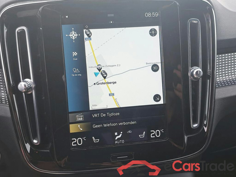 VOLVO XC40 1.5 T3 GEARTRONIC R-DESIGN #2