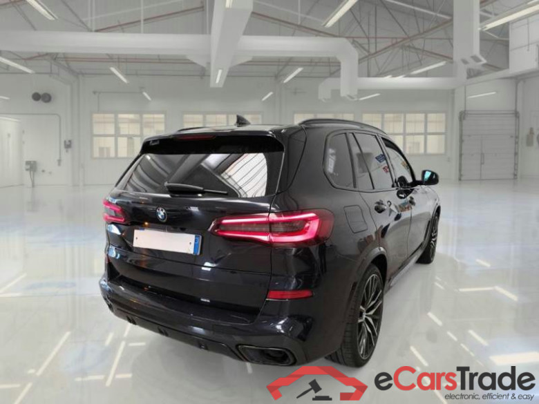 BMW X5 / 2018 / 5P / SUV XDRIVE 30D MH48V MSPORT AUTOM. #2