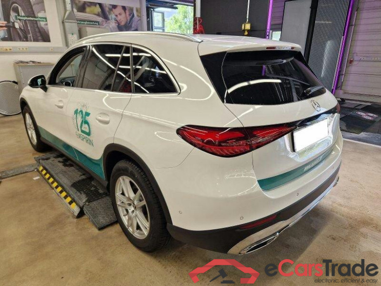 Mercedes-Benz GLC (BM 254)(06.2022->) DE - SUV5 GLC 200 EU6d, 4Matic Avantgarde, 2022 - 2024 #4