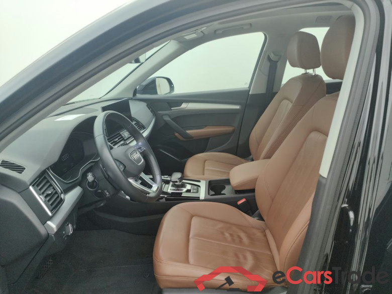 Audi Q5 Business Edition 30 TDI S tronic 5d #3
