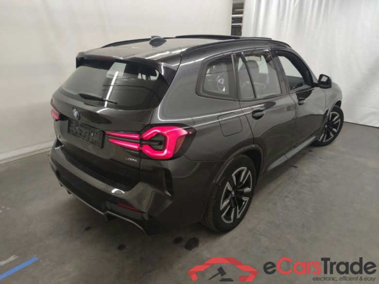 BMW iX3 iX3 5d #2