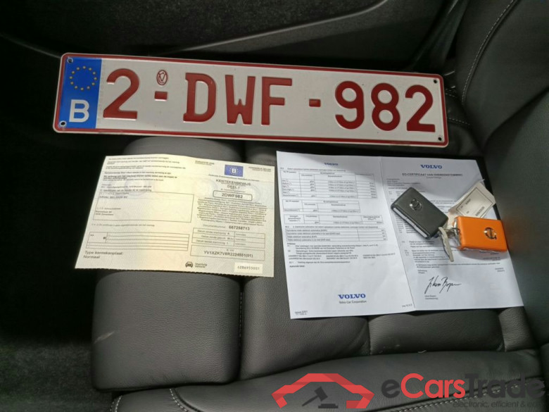 Volvo XC40 B3 Core DCT 5d #4