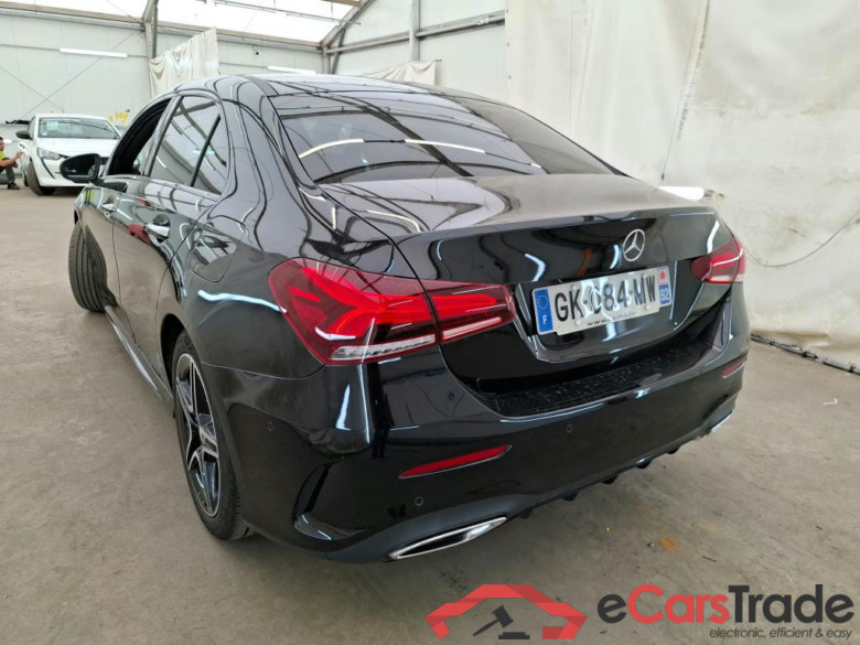 MERCEDES-BENZ Classe A Berline / 2018 / 4P / Berline A 200 d AMG Line 8G-DCT #2