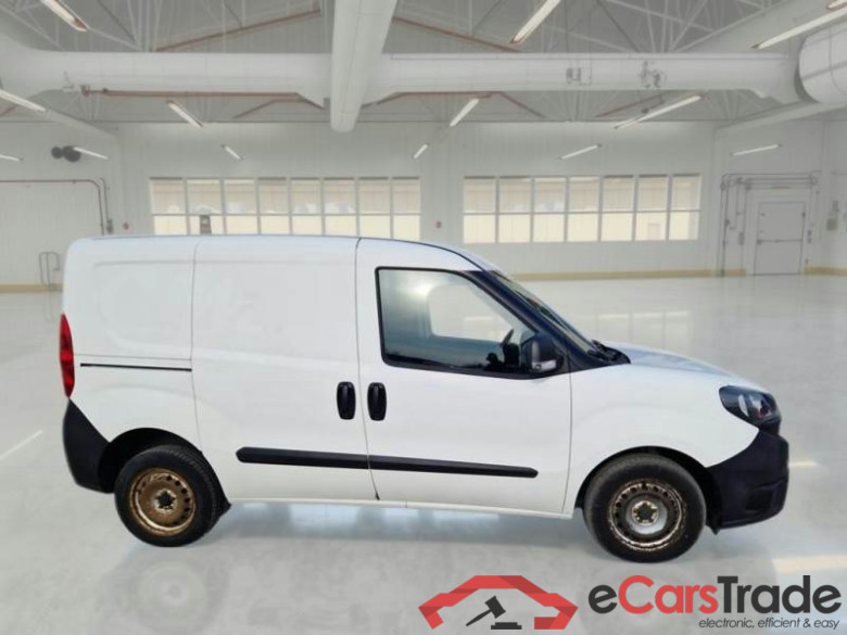 FIAT DOBLÒ CARGO / 2014 / 4P / VETT. FURGONATA CH1 BUSINESS 1.3 MJET 95CV E6D SeS #6