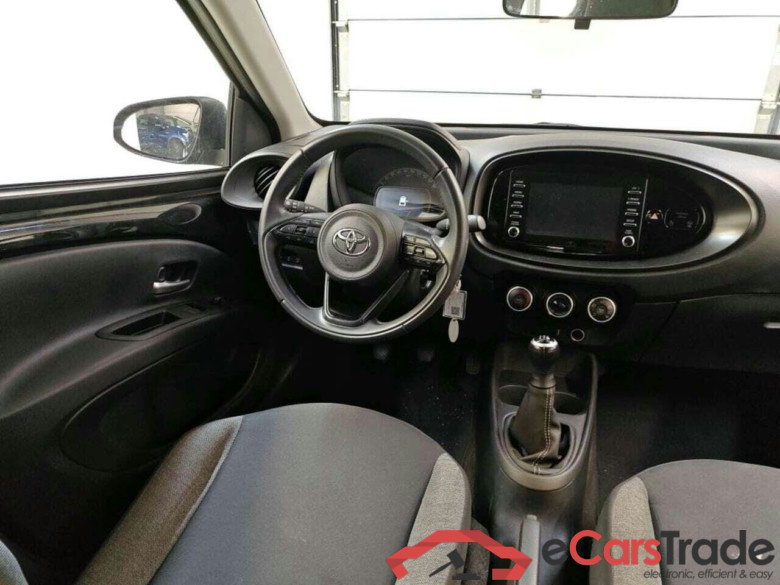 TOYOTA Aygo X 1.0 VVT-i MT Play #3