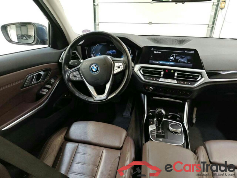 BMW 3-serie Touring 320e Bns Ed.P #3