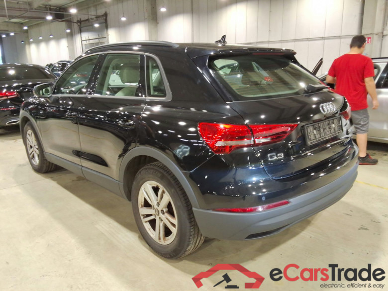 AUDI Q3 1.5 35 TFSI S TRONIC BUS. ED. ATTRACTION #2