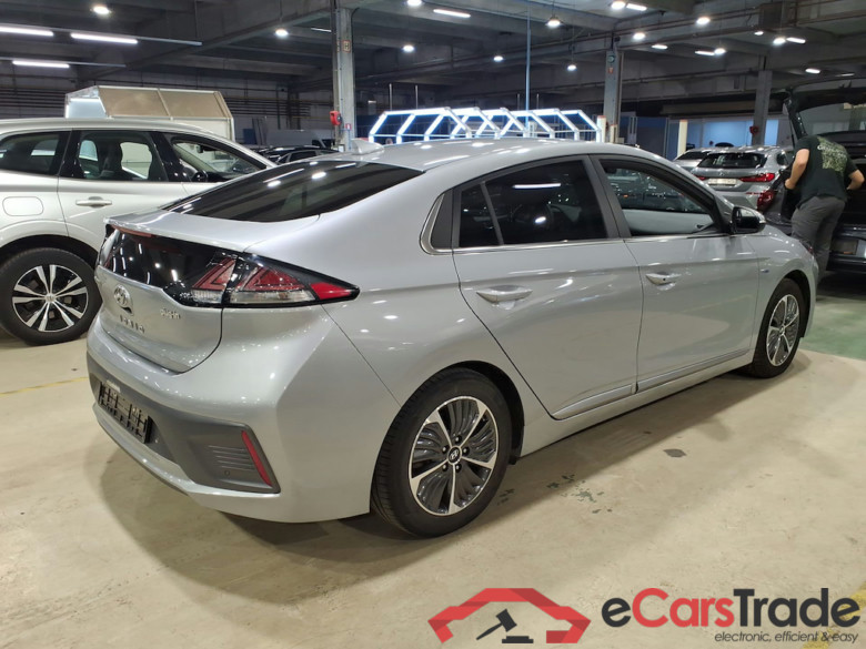 HYUNDAI IONIQ 1.6 PLUG-IN HYBRID FEEL #4