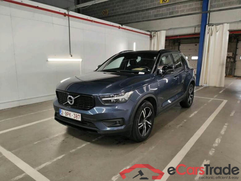 Volvo XC40 XC40 T3 Geartronic R-Design 120kW/163pk  5D/P Auto-8 #1
