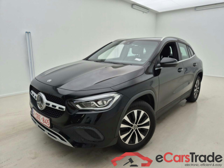 MERCEDES-BENZ GLA 180 BUSINESS LINE