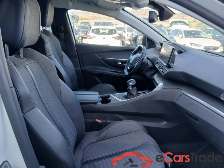 PEUGEOT 3008 / 2020 / 5P / todoterreno 1.5 BlueHDi 96kW (130CV) S&S Allure #6