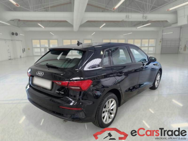 AUDI A3 / 2020 / 5P / BERLINA 30 TDI BUSINESS S.BACK #2