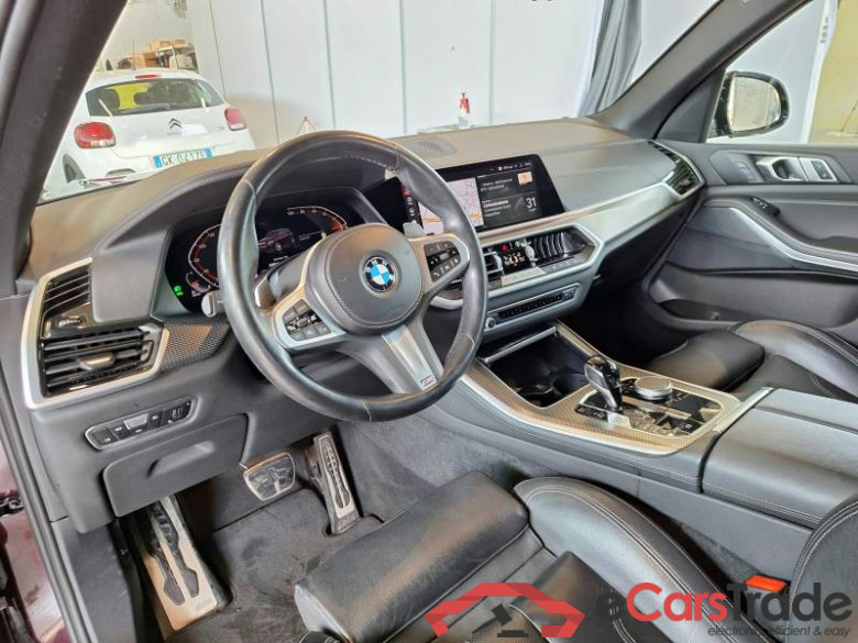 BMW X5 / 2018 / 5P / SUV XDRIVE 25D MSPORT AUTOM. #3