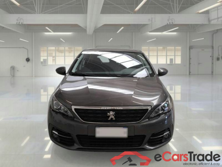 PEUGEOT 308 / 2017 / 5P / BERLINA ACTIVE PACK BLUEHDI 130 SeS #6