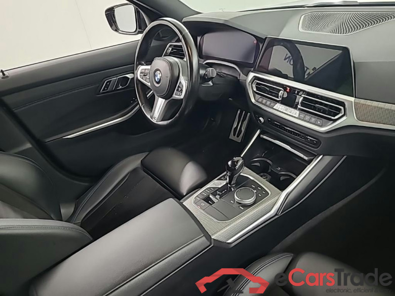BMW 3 Serie Sedan 318iA 4D 115kW #6