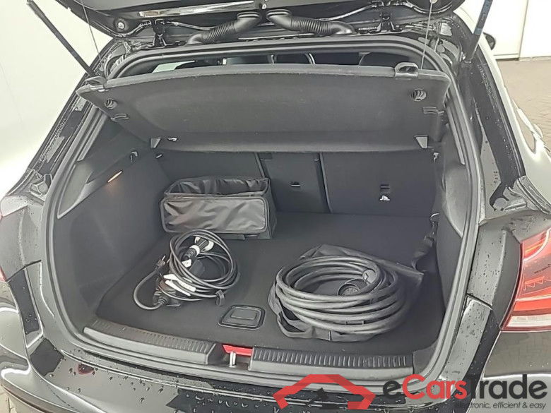 MERCEDES-BENZ A-klasse A 250 e DCT AMG Line 5D 160kW #5