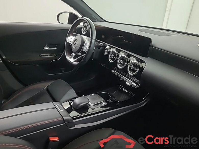 MERCEDES-BENZ A-klasse A 250 e DCT AMG Line 5D 160kW #6