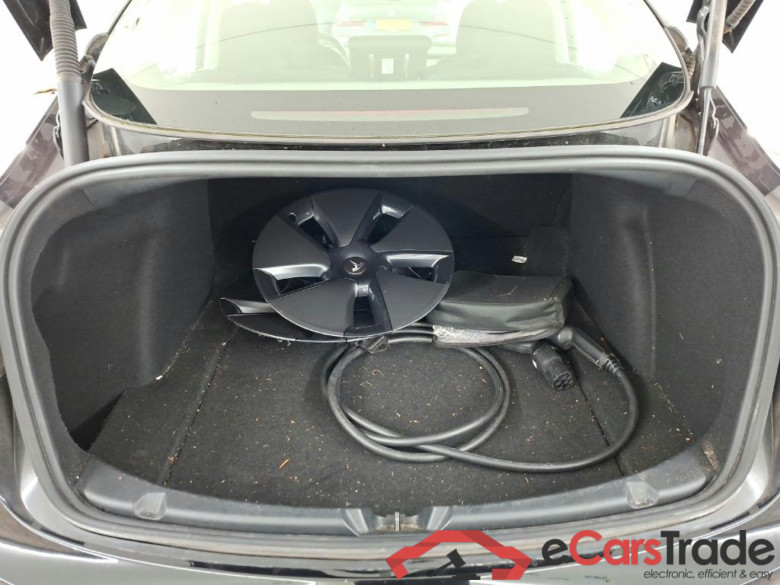 Tesla Model 3 Standard Range Plus RWD 4D 225kW #5