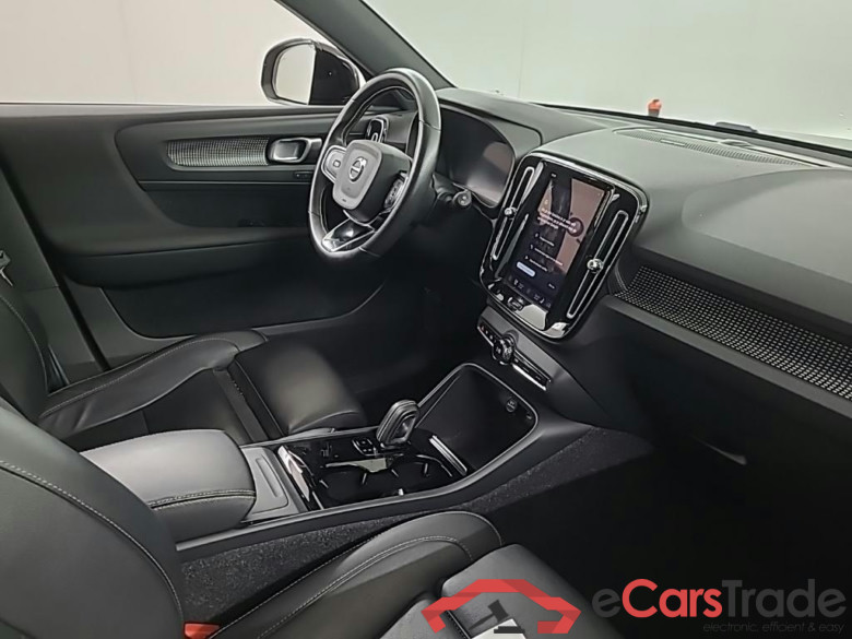 VOLVO XC40 Recharge P8 AWD 5D 300kW #6