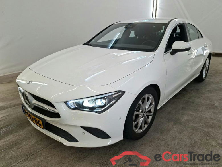 Mercedes-Benz CLA CLA 200 DCT Business Line 4d #1