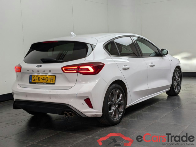 FORD FOCUS 1.0 EBH ST Line #3