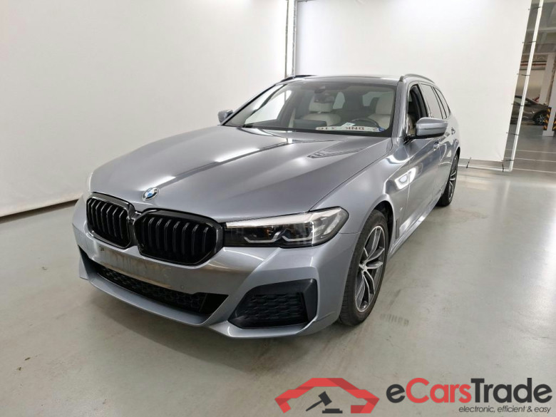 BMW 5 TOURING - 2020 520iA MHEV #1
