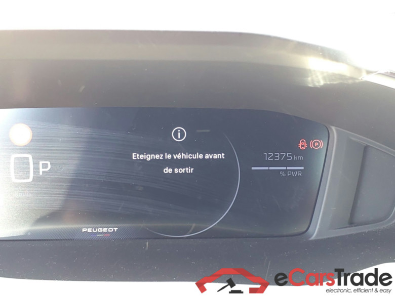 PEUGEOT 208  PEUGEOT 208  Allure Hybrid 110 ch e-DCS6 + pack access #6