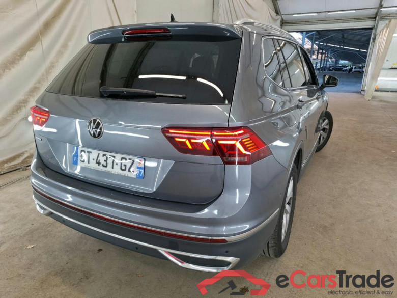 VOLKSWAGEN Tiguan Allspace / 2021 / 5P / SUV 2.0 TDI 150 DSG7 Elegance Exclusive #3