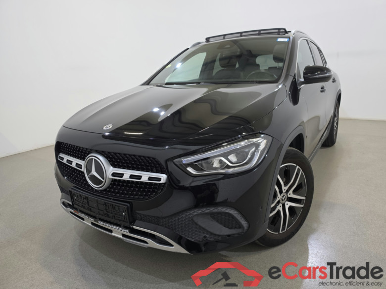 Mercedes GLA 200d Aut. Pano LED Widescreen Navi 1/2 Sport-Leather KeylessGo Camera Klima PDC ... #1