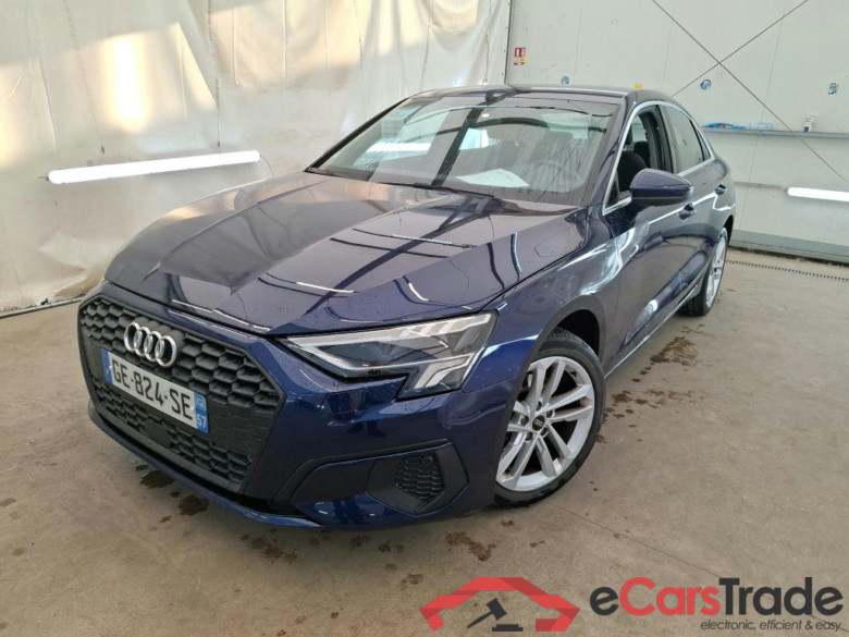 AUDI A3 Berline / 2020 / 4P / Berline 30 TFSI MHEV S Tronic 110 Business Line #1