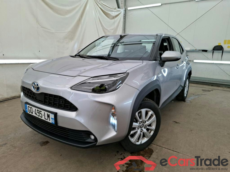 TOYOTA Yaris Cross Hybride / 2021 / 5P / SUV 1.5 HYBRID 116H DYNAMIC BUSINESS BEY AWD #1