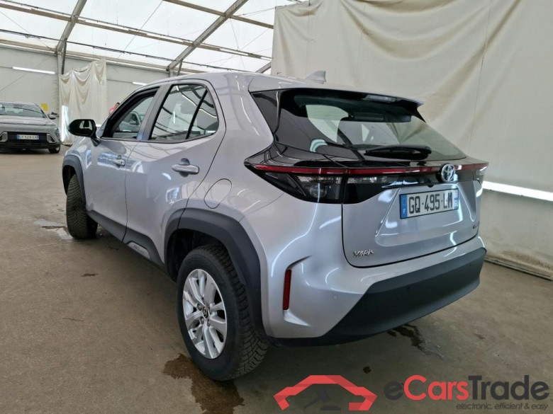 TOYOTA Yaris Cross Hybride / 2021 / 5P / SUV 1.5 HYBRID 116H DYNAMIC BUSINESS BEY AWD #2