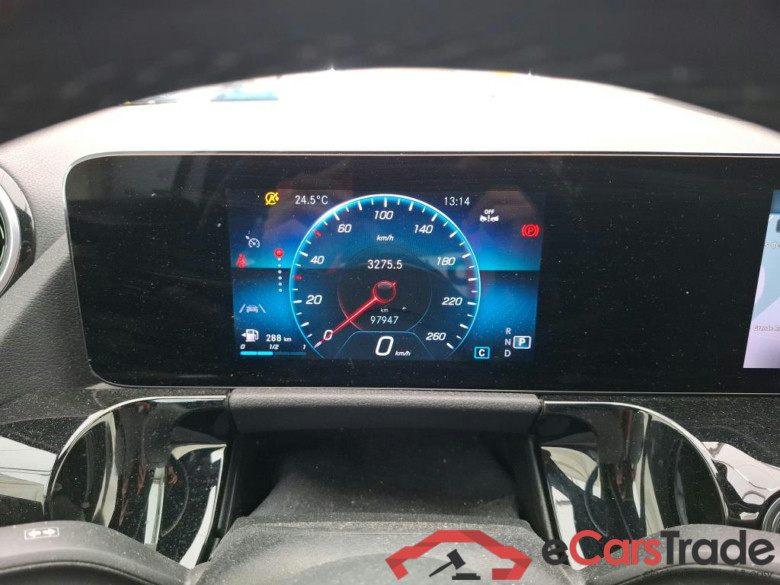 MERCEDES-BENZ GLA / 2020 / 5P / SUV 2.0 GLA 200 D BUSINESS LINE DCT #6