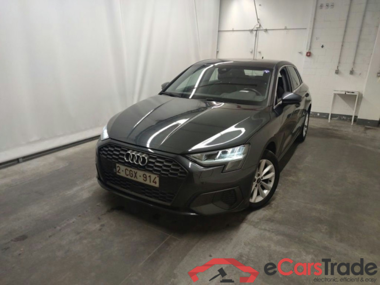 Audi A3 Sportback 2.0 30 TDi 85kW Attraction 5d