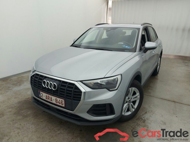 Audi Q3 35 TDI S Tronic Business Edition 5d #1