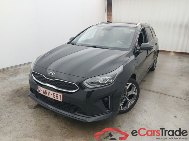 KIA cee'd Sportswagon Sense 1.6 GDi PHEV DCT ISG 5d