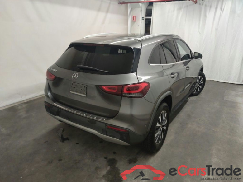 Mercedes-Benz GLA GLA 200 d 5d #2