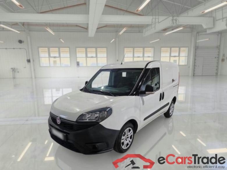 FIAT DOBLÒ CARGO / 2014 / 4P / VETT. FURGONATA CH1 LOUNGE 1.6 MJET 90CV E6D-F SeS #1