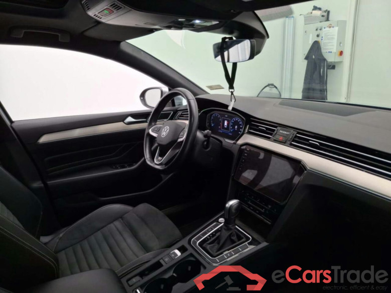 VOLKSWAGEN Passat Variant 1.5 TSI R-Line Bns+ #3